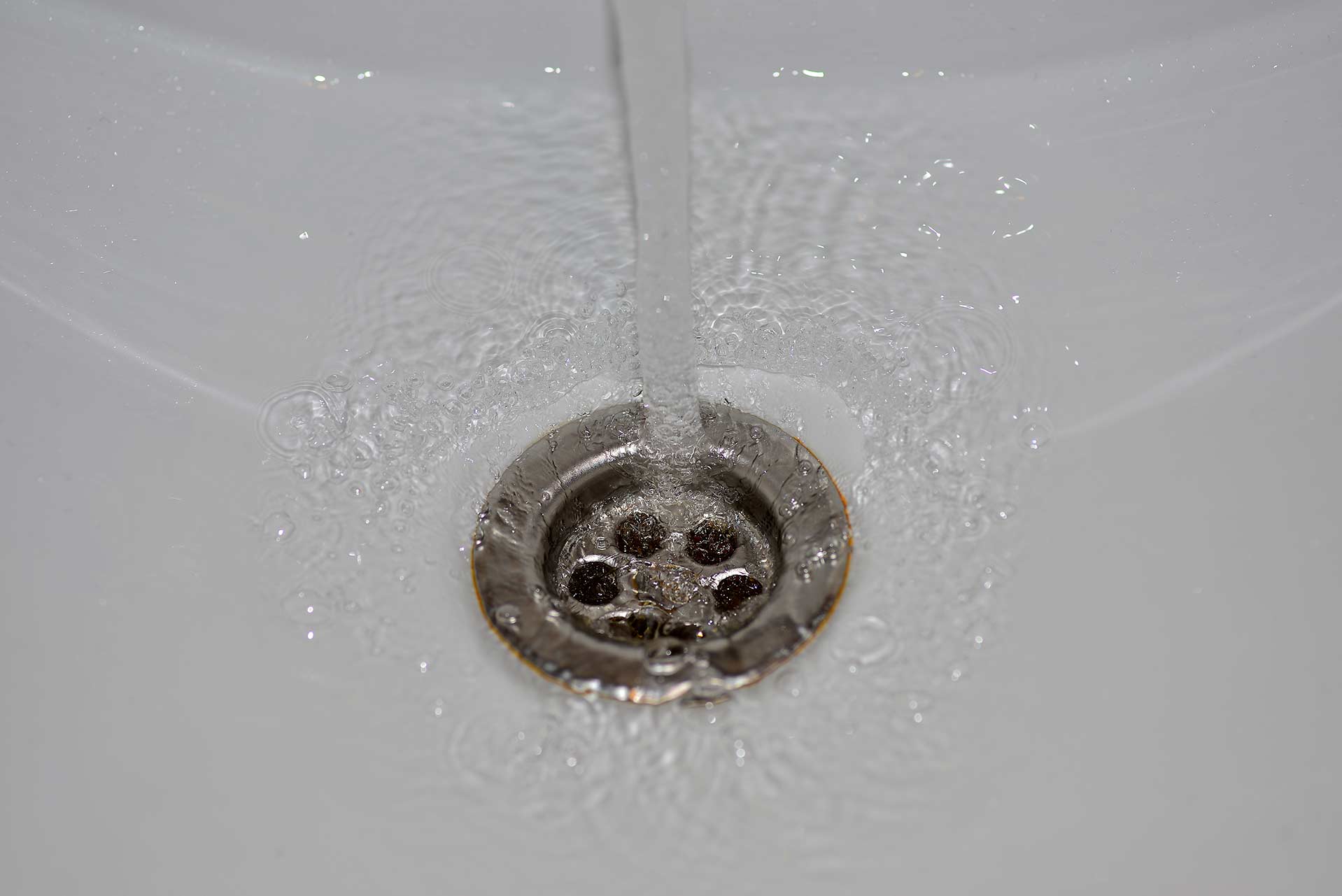 A2B Drains provides services to unblock blocked sinks and drains for properties in Droylsden.